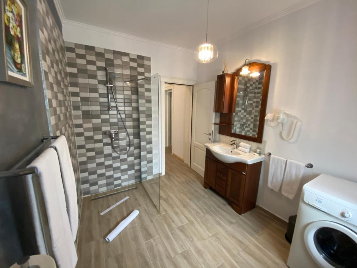 Sarada Boutique Luxury Apartment Ντέβα Εξωτερικό φωτογραφία