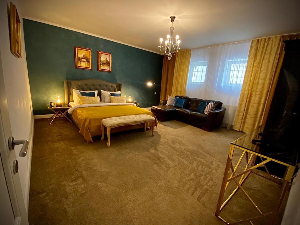 Sarada Boutique Luxury Apartment Ντέβα Εξωτερικό φωτογραφία