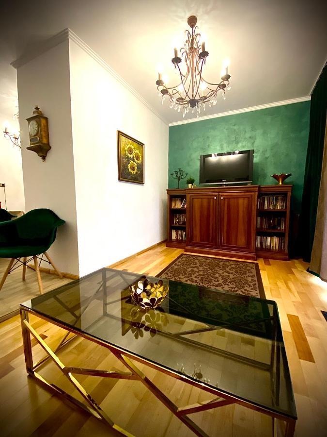 Sarada Boutique Luxury Apartment Ντέβα Εξωτερικό φωτογραφία