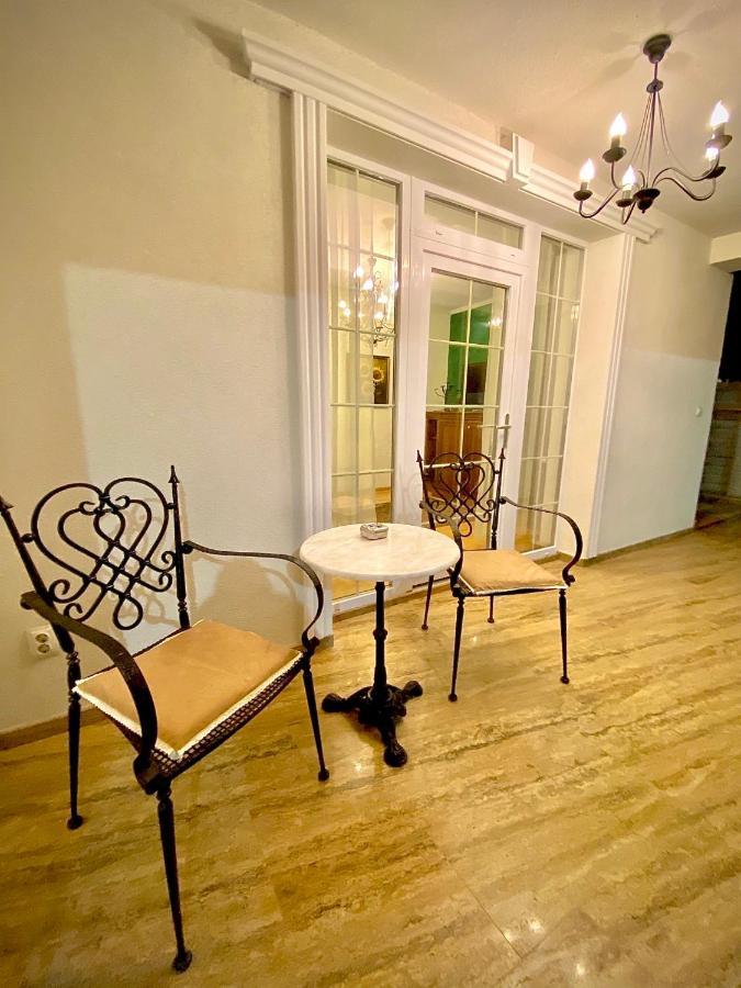 Sarada Boutique Luxury Apartment Ντέβα Εξωτερικό φωτογραφία