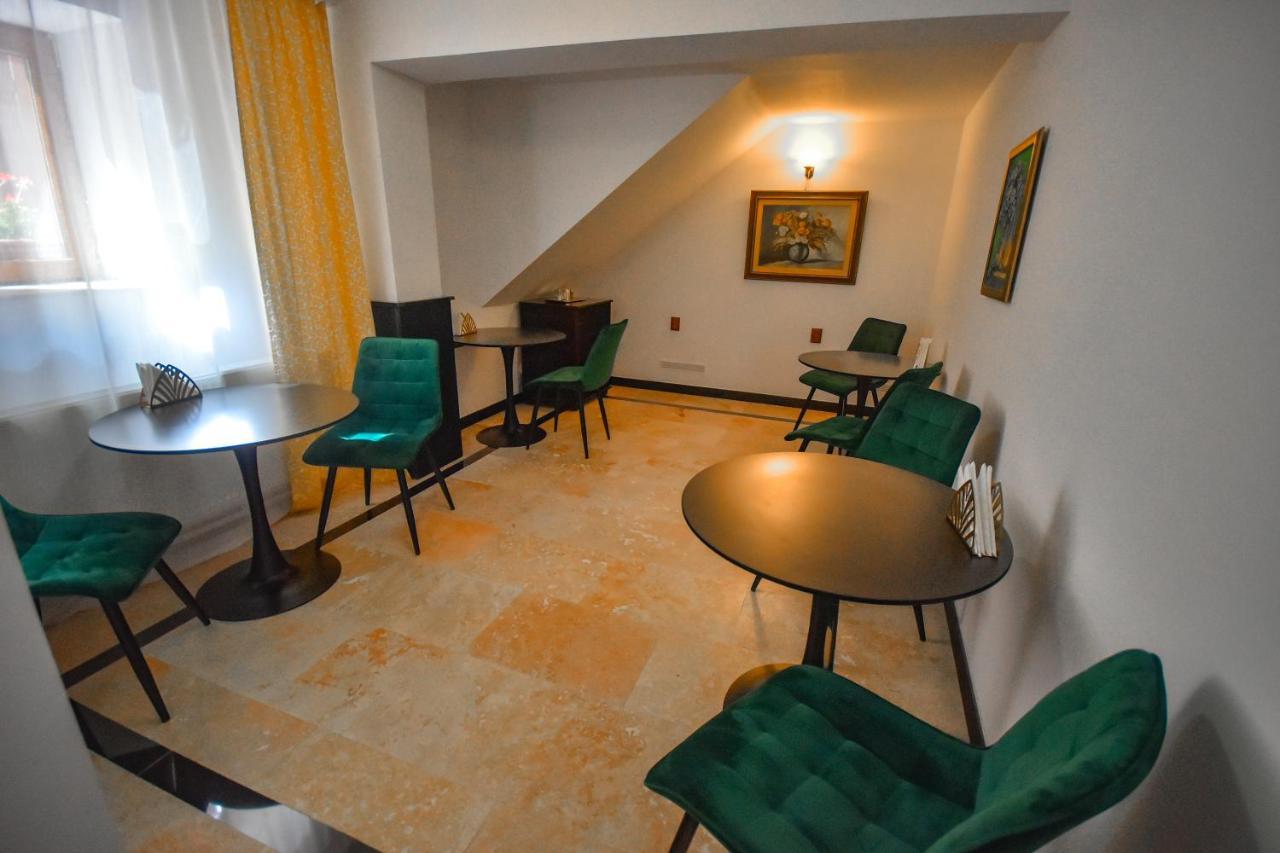 Sarada Boutique Luxury Apartment Ντέβα Εξωτερικό φωτογραφία